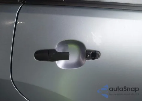 2004 Toyota Matrix Standard z USA, uszkodzony, nr VIN 2T1KR32E34C314097